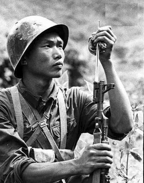 他入伍48天參戰，打退越軍3次衝鋒，斃敵23人，身中7彈壯烈犧牲