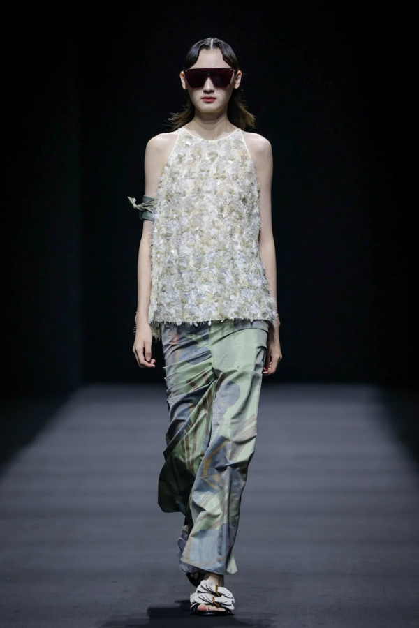 趨勢 | 百變色彩，風格無限——2022春夏流行色解讀