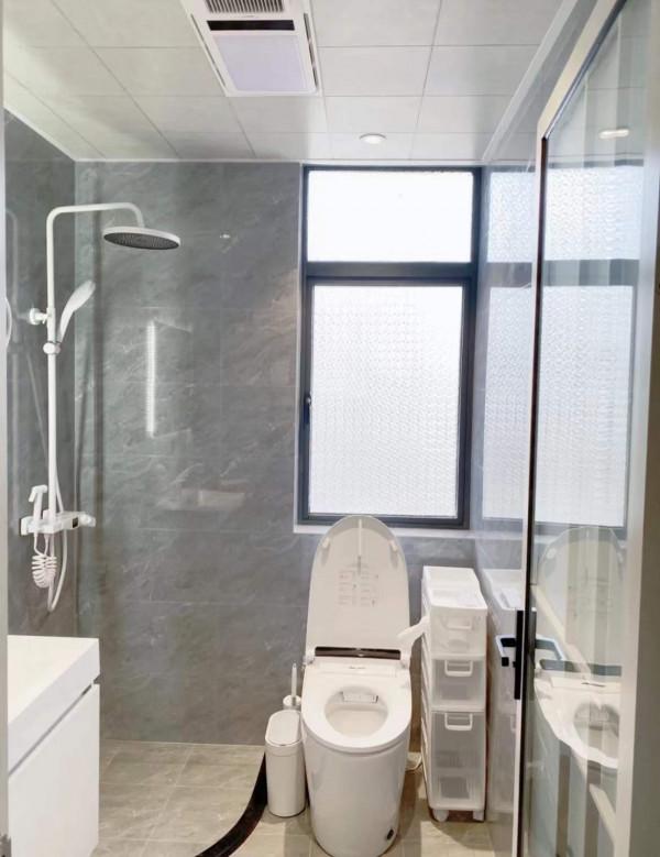 為省錢,女主選擇了親戚眼裡的“窮裝風”,實用性反而只增不減 為省錢,女主選擇了親戚眼裡的“窮裝風”,實用性反而只增不減