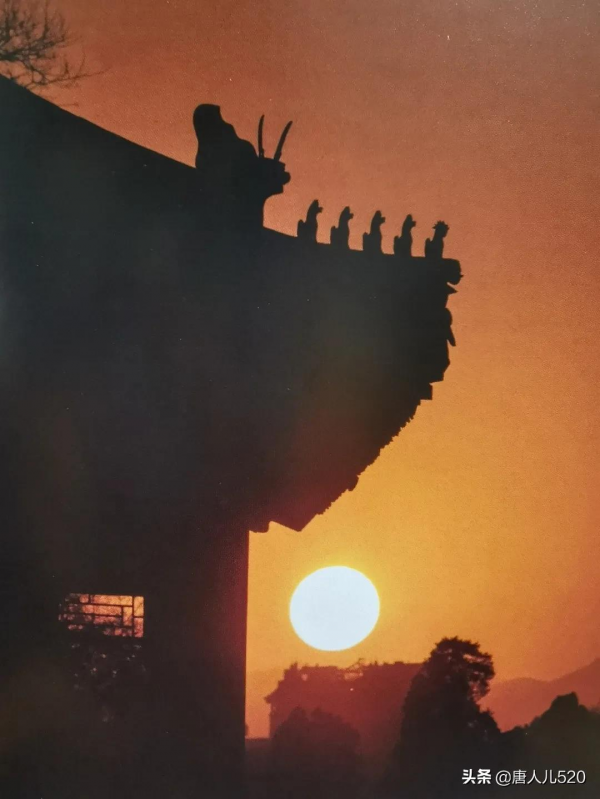 普通的24小時,竟在唐詩中美得那麼不像話 普通的24小時,竟在唐詩中美得那麼不像話