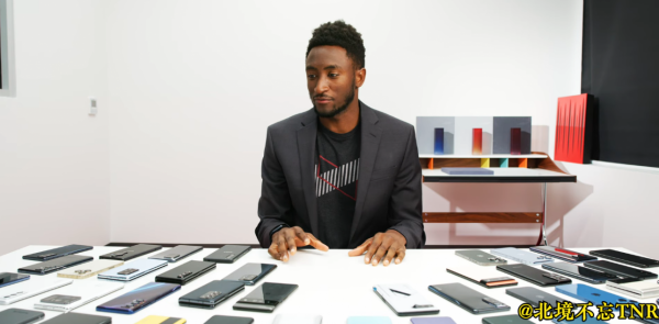 1500萬油管粉絲達人，評選2021年度手機獎：沒有國產手機上榜