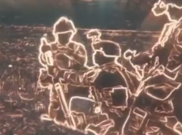 美軍新型夜視儀:人員似“動畫”建築似“線條”!網友:被打怕了 美軍新型夜視儀:人員似“動畫”建築似“線條”!網友:被打怕了