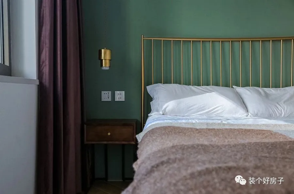 90後朝陽夫妻拒絕斷舍離，把60㎡的家裝成ZAKKA風，治癒又實用