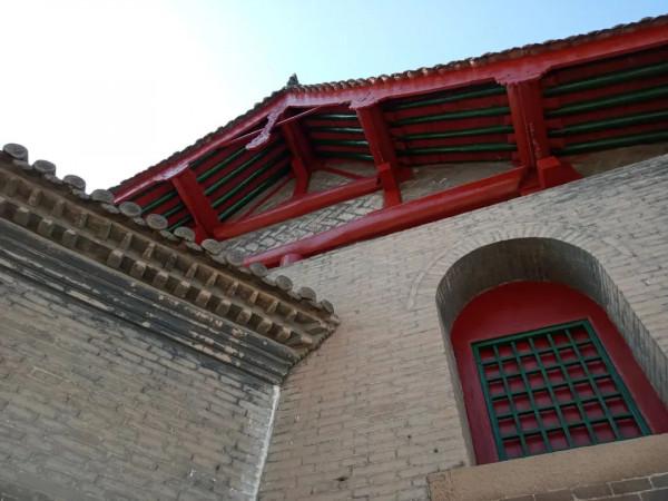 太谷古戲臺見證古城百年滄桑 太谷古戲臺見證古城百年滄桑