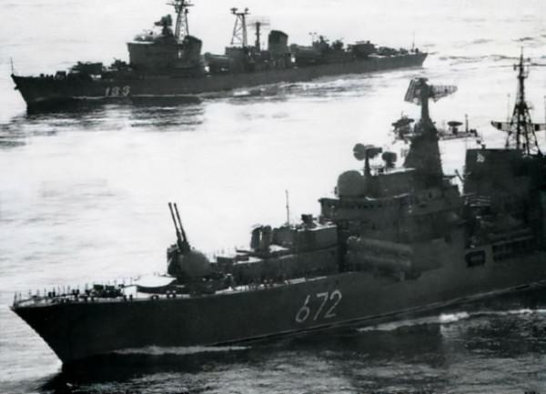 拉扎耶夫海軍上將號:昔日的海上巨無霸,現正被拆成一堆廢銅爛鐵 拉扎耶夫海軍上將號:昔日的海上巨無霸,現正被拆成一堆廢銅爛鐵