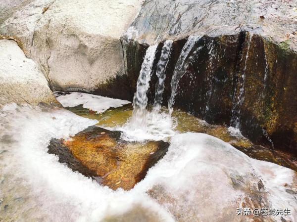 戲水玩沙、溜冰、探尋紅石。免費休閒遊玩好去處-魯山紅河谷 戲水玩沙、溜冰、探尋紅石。免費休閒遊玩好去處-魯山紅河谷