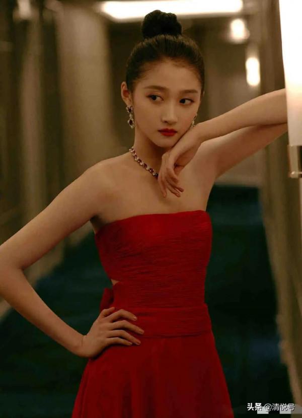 富家千金人設太討喜，女明星的紅與黑