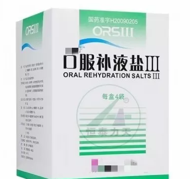 大冬天的，娃一晚上吐四次，啥情況啊？