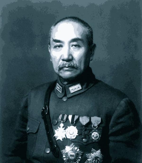 我軍能統領大兵團作戰的統帥都有誰?他們指揮了哪些關鍵戰役? 我軍能統領大兵團作戰的統帥都有誰?他們指揮了哪些關鍵戰役?