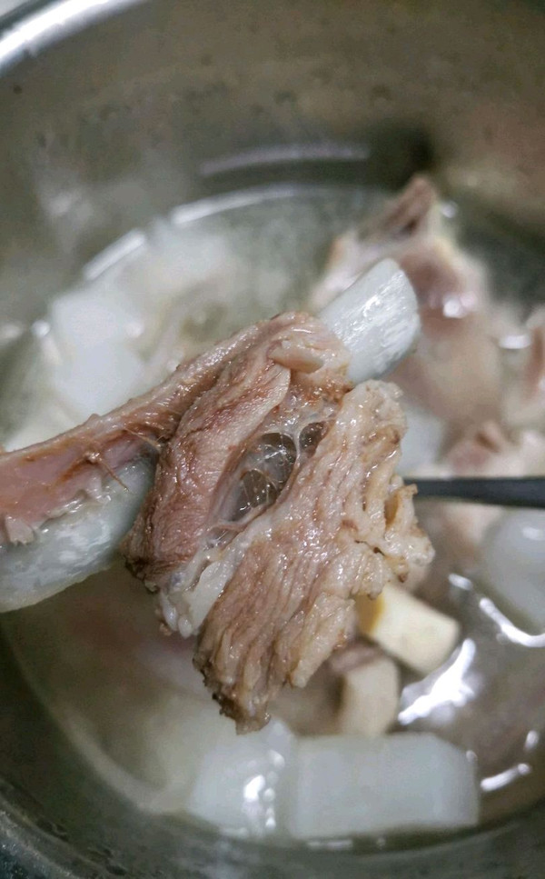 只要有鹽就能做的新疆缸子羊肉