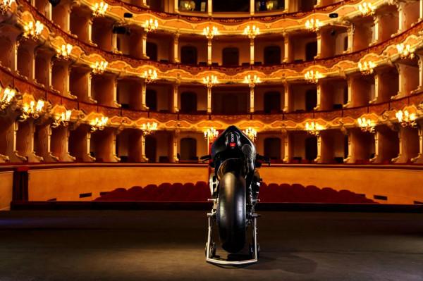 2022 Aprilia MotoGP戰車圖賞，猛獸的樂章