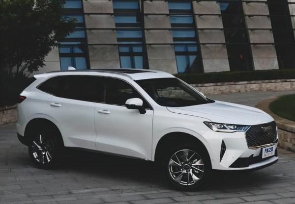 一年內股價暴漲十倍，河北首富除了造車還有什麼？