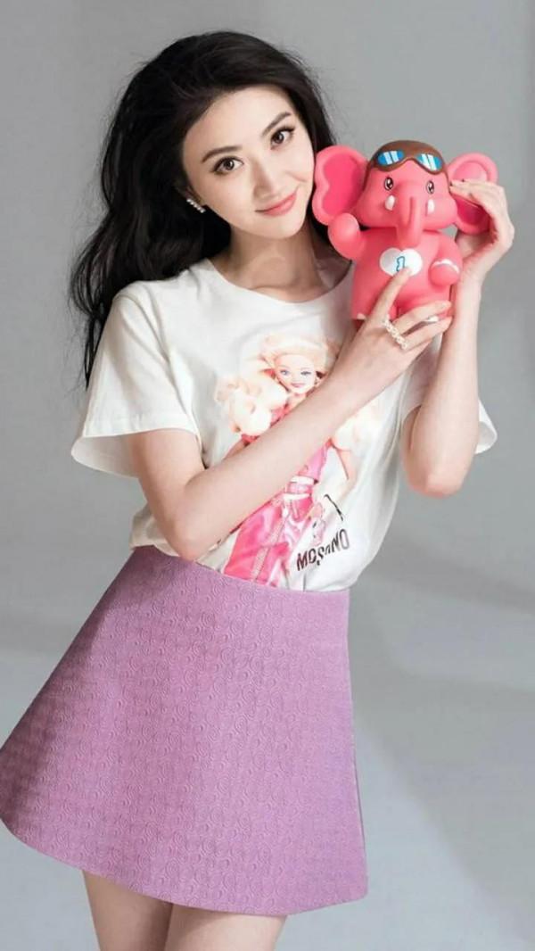 景甜，笑起來真甜