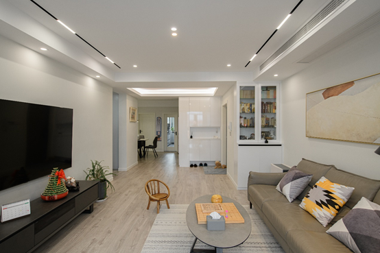 110㎡老房翻新,無主燈現代風帶來的簡潔與時尚 110㎡老房翻新,無主燈現代風帶來的簡潔與時尚