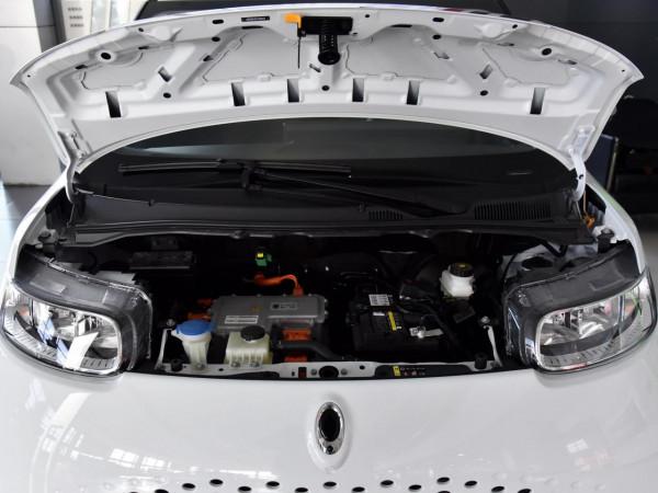 續航超400km,低價高配養車省錢的帶快充代步車,實拍尤拉白貓 續航超400km,低價高配養車省錢的帶快充代步車,實拍尤拉白貓