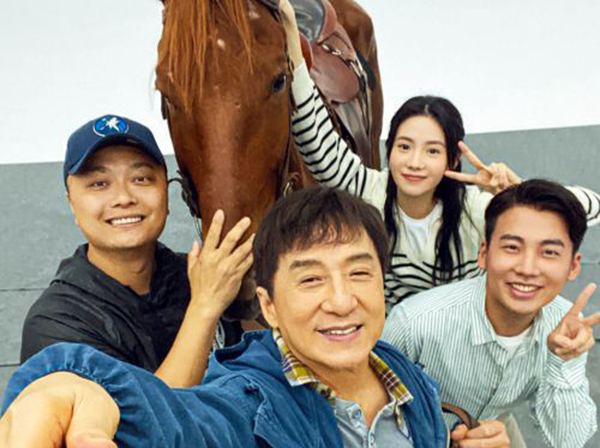 電影《龍馬精神》定檔，以見家長為主題，成龍飾演郭麒麟岳父