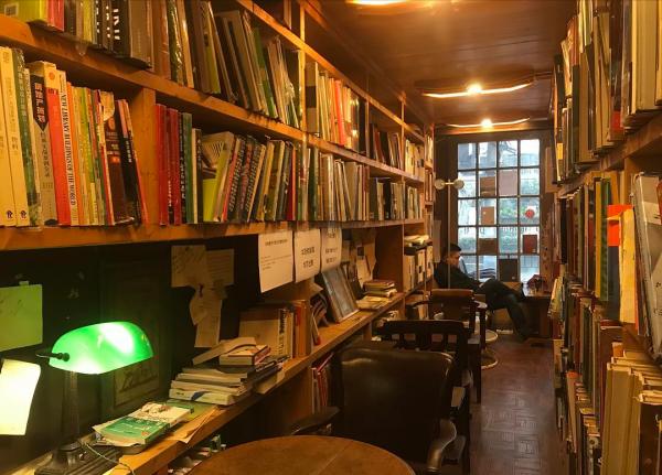 書攤,書店,書城:墨香裡的繁華與寂寥 書攤,書店,書城:墨香裡的繁華與寂寥