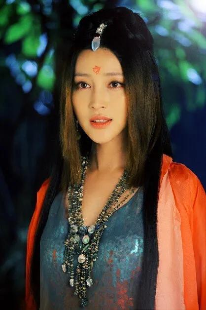 開年以來八部熱播現代劇中的女主角，幾乎清一色的女強人定位