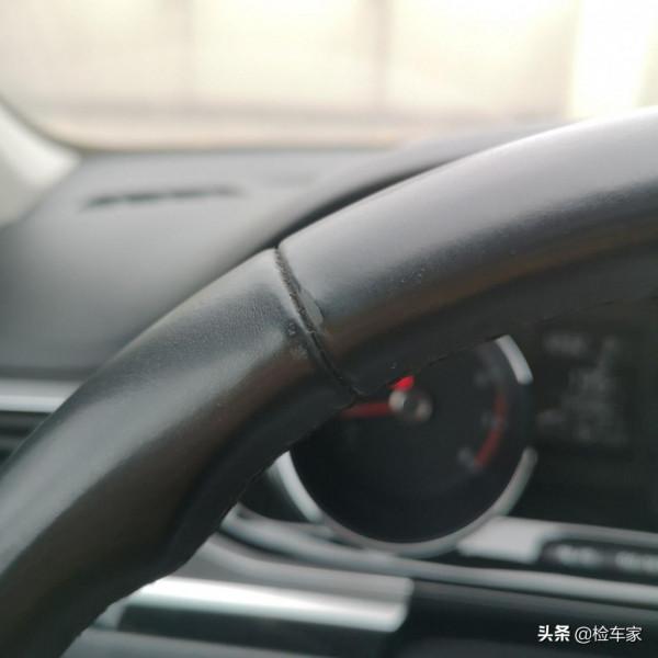 6萬多買輛才開四年的大眾寶來,扒開膠條讓人痛惜,賣家套路深 6萬多買輛才開四年的大眾寶來,扒開膠條讓人痛惜,賣家套路深