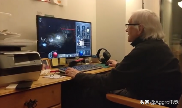 55歲老阿姨玩CS：GO，堅持3000多小時，已成為遊戲“狙神”？