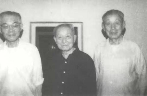 他：中共建立人之一，毛澤東頂頭上司，周恩來和朱德的入黨介紹人