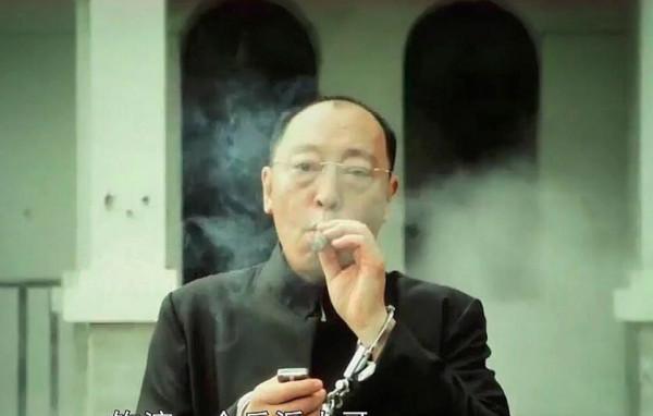 “面癱影帝”倪大紅：從“人人嫌醜”到“人人稱讚”，他憑什麼？