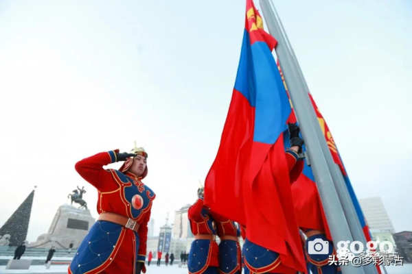 新年第一天蒙古國舉行隆重的升國旗儀式