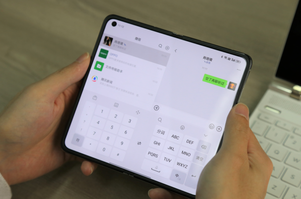 平行視窗解鎖微信新玩法！Find N實測，辦公娛樂比普通手機更高效