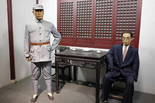 200人的武裝，機槍就有20餘挺，難怪陳毅司令三顧茅廬邀請