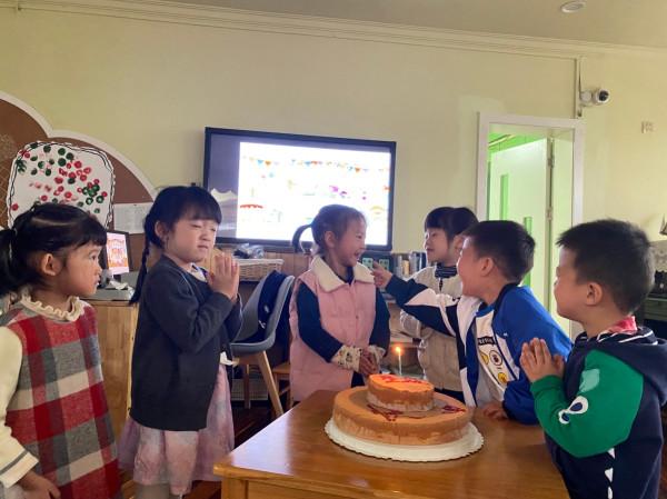東陽市實驗幼兒園:生日“童”聚,美味“童”享 東陽市實驗幼兒園:生日“童”聚,美味“童”享
