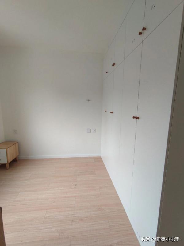 兩居室改三房,足夠滿足一家四口,全屋不做吊頂刷白牆也很好看 兩居室改三房,足夠滿足一家四口,全屋不做吊頂刷白牆也很好看