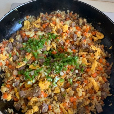 最讓孩子停不下筷子的竟然是無米炒飯（花椰菜）