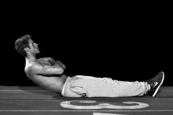 16個健身動作,教你一次運動到身體所有肌群 16個健身動作,教你一次運動到身體所有肌群