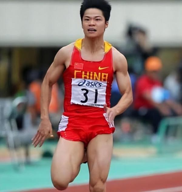 不同領域的最強肌肉部位:蘇炳添大腿粗提速快,泰森脖子比頭還粗 不同領域的最強肌肉部位:蘇炳添大腿粗提速快,泰森脖子比頭還粗