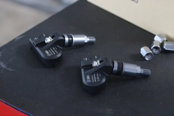 翻新“破爛不堪”的寶馬X5,車主硬是把X5當拖拉機開了7年 翻新“破爛不堪”的寶馬X5,車主硬是把X5當拖拉機開了7年