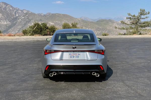 2022雷克薩斯IS 500搭載V8發動機，起步價57575美元，你會選擇嗎？