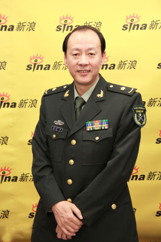 侯天來,演藝生涯幾十載不溫不火,卻賺得人氣滿滿 侯天來,演藝生涯幾十載不溫不火,卻賺得人氣滿滿