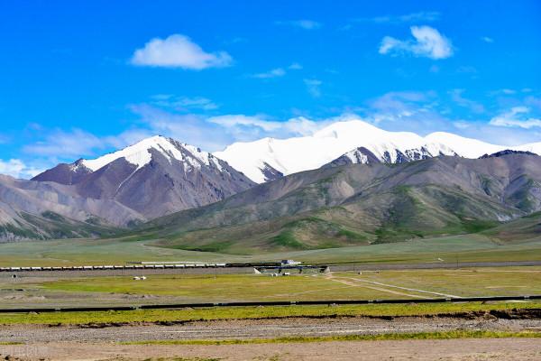 坐著火車去旅行，這5趟火車此生一定要坐一次，你最想體驗哪一趟