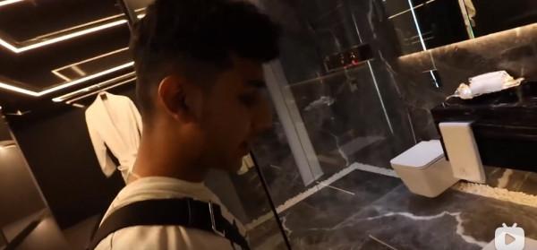 迪拜小哥甩賣7.7億豪宅 買就送勞斯萊斯和法拉利 迪拜小哥甩賣7.7億豪宅 買就送勞斯萊斯和法拉利