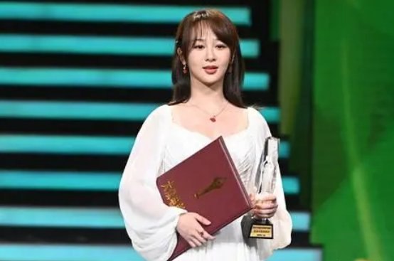 不叫妹妹也不叫楊紫,張藝興的叫法讓人很甜,他怎麼稱呼的? 不叫妹妹也不叫楊紫,張藝興的叫法讓人很甜,他怎麼稱呼的?