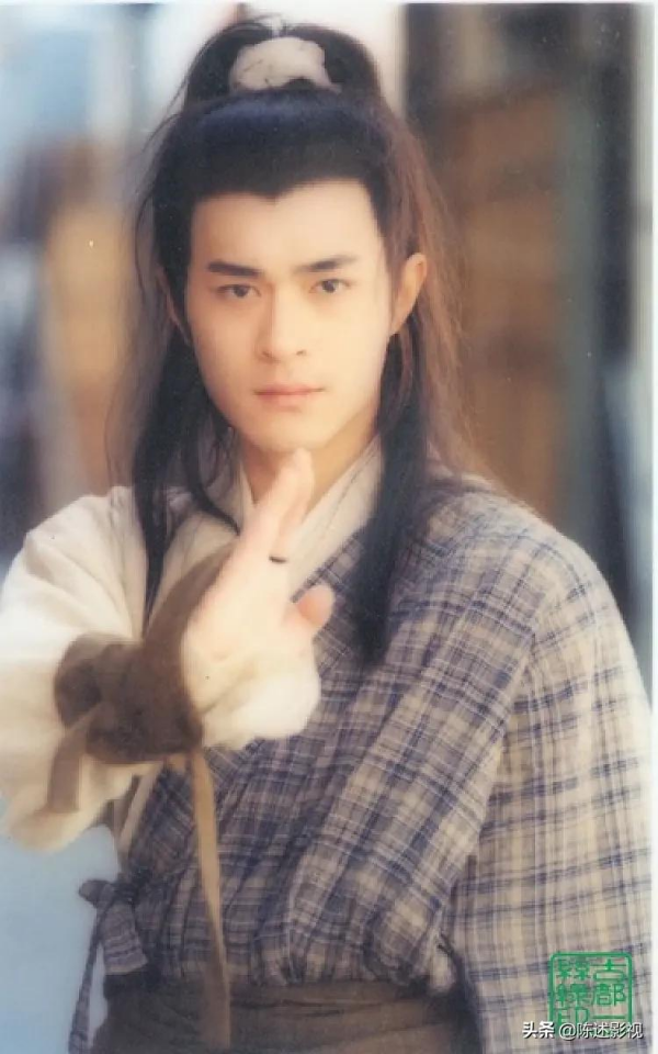 駝背伸脖就別演神仙古人了,4位演員告訴你,什麼叫儀態絕佳 駝背伸脖就別演神仙古人了,4位演員告訴你,什麼叫儀態絕佳