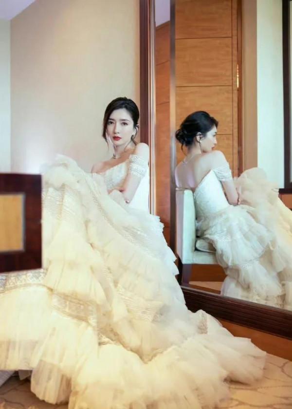 天生麗質江疏影