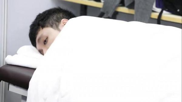 《街舞4》變“這就是熬夜”,張藝興累倒在後臺,王一博哈欠連天 《街舞4》變“這就是熬夜”,張藝興累倒在後臺,王一博哈欠連天