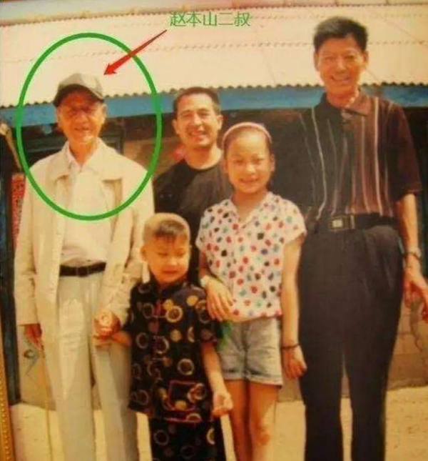 &OpenCurlyDoubleQuote;小品王&rdquo;趙本山：出身貧苦，成名後和髮妻離婚，2婚娶小8歲嬌妻