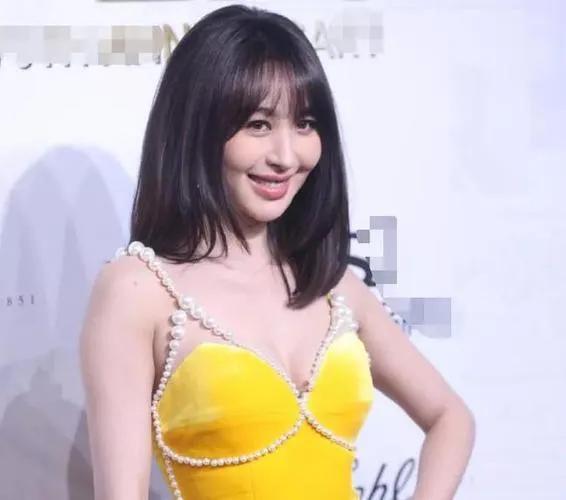 李菲兒，又美又颯