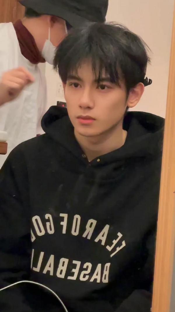 瘦了的胡先煦彷彿是初戀男友 瘦了的胡先煦彷彿是初戀男友