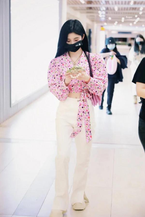 小個子怎麼穿搭?鞠婧禕教你穿出不一樣的freestyle 小個子怎麼穿搭?鞠婧禕教你穿出不一樣的freestyle