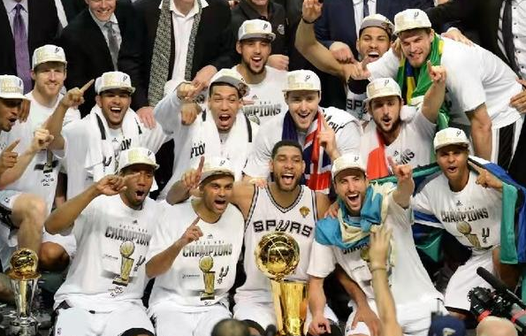 14年總決賽MVP倫納德場均17.8分,那鄧肯和帕克的資料是多少? 14年總決賽MVP倫納德場均17.8分,那鄧肯和帕克的資料是多少?