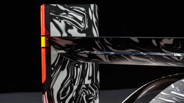 保時捷展示全新勒芒超級賽車 貫穿尾燈/超大尾翼