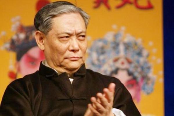 張學津後事：全體徒弟跪拜高喊：“師父，我們都是您的兒子”